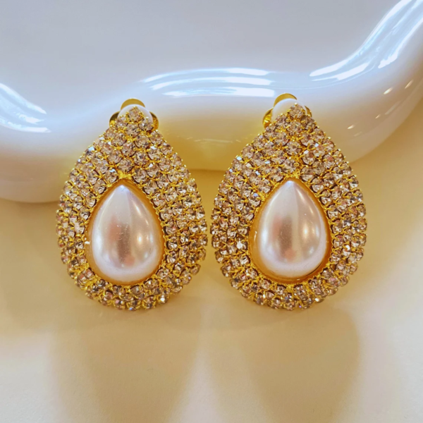 Serene Pearl Whisper Clip-On Earrings